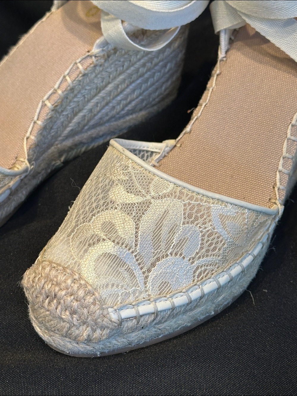 Aldo Ivory Cream Lace Espadrille Wedge Sandals with Wrap Ankle Ties Size 7 - Picture 4 of 8